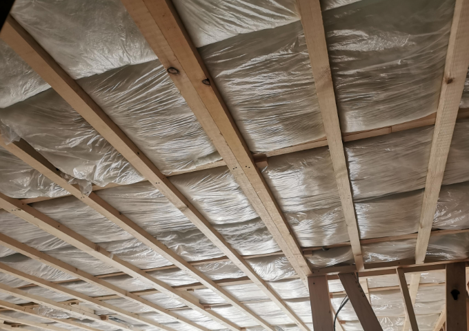 自然な心地よさをあなたの家に！断熱リフォームのメリットや断熱材の種類について