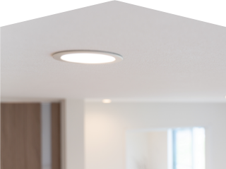 天井から広がる上質な空間!ダウンライトのメリットや注意点について