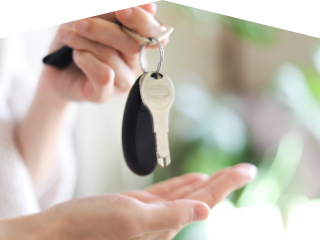 “安心”と“手軽さ”を両立！スマートキーの種類やリフォームのメリットについて