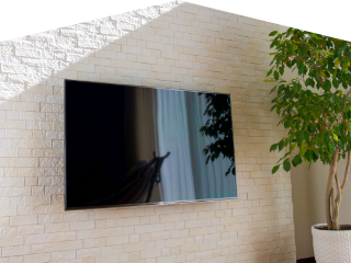 すっきり魅せる新しいスタイル！壁掛けテレビのメリットやリフォームのポイントについて
