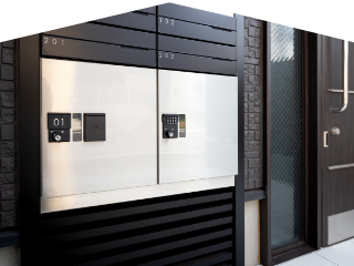 受け取りの悩みをスマートに解決！宅配ボックスのメリットや設置時のポイントについて